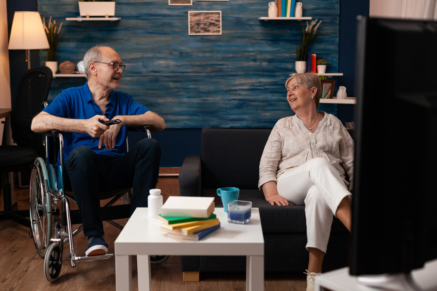 Hospital to Home Transition Care for Seniors Hospital to Home Transition Care for Seniors